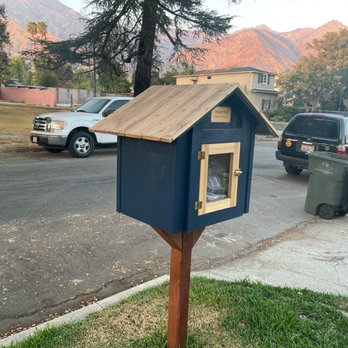 Little Free Pantry - Community Book Box Near Me - Altadena, California Little Free Pantry - Community Book Box Near Me - Altadena, California