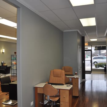 Evoke Salon & Spa - Hair Salons Near Me - Glenview, Illinois
