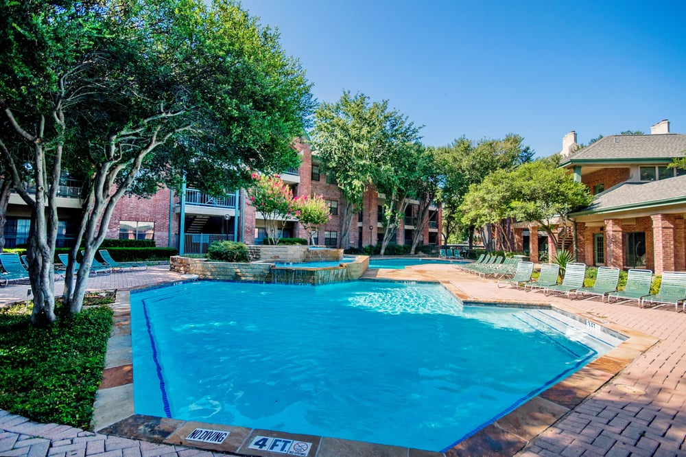 OAKS HACKBERRY CREEK Updated August 2024 16 Reviews 6901 N State