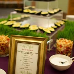 Gil's Elegant Catering - Table setup from Dallas wedding caterer, Gil's Elegant Catering.