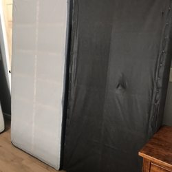 Mooradian's Furniture
