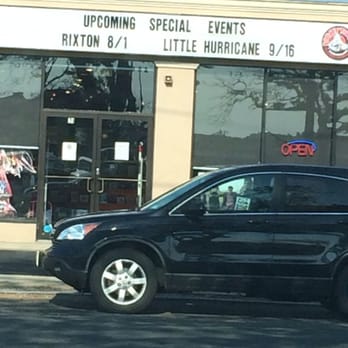 Looney Tunes - Music & DVDs Near Me - West Babylon, New York Looney Tunes - Music & DVDs Near Me - West Babylon, New York