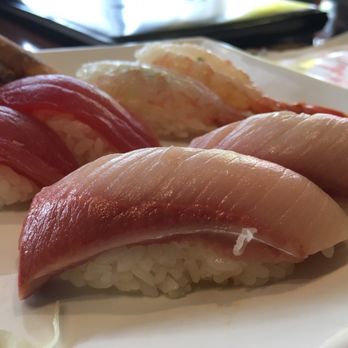 Tokkuri-Tei - Now THIS is how a hamachi nigiri should look! Melts in your mouth! - Sushi Bars Near Me - Honolulu, Hawaii Tokkuri-Tei - Now THIS is how a hamachi nigiri should look! Melts in your mouth! - Sushi Bars Near Me - Honolulu, Hawaii
