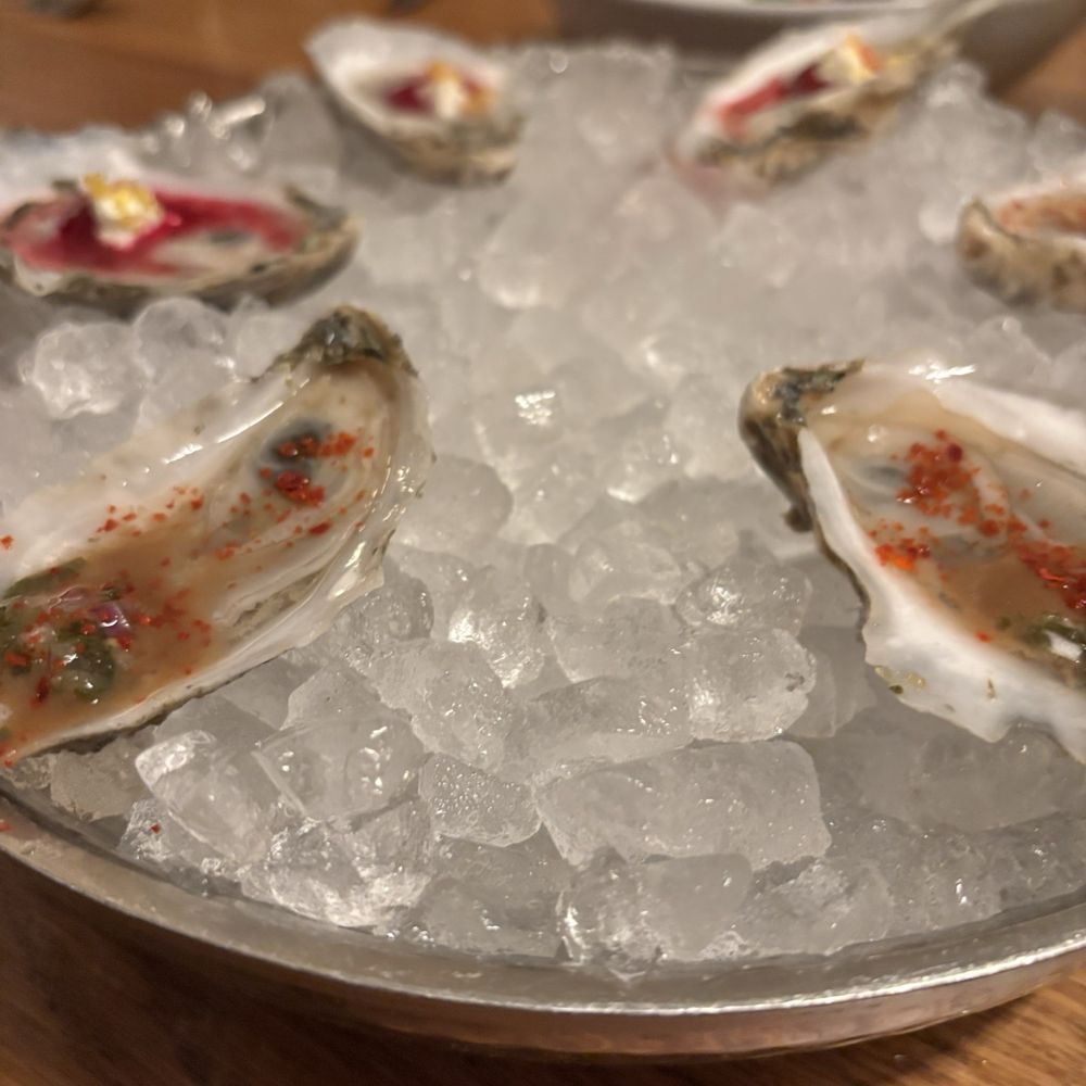 Common Thread Savannah - Oysters made two ways - New American Near Me - Savannah, Georgia Common Thread Savannah - Oysters made two ways - New American Near Me - Savannah, Georgia