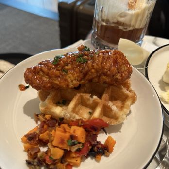 Chase Sapphire Lounge - Airport Lounges Near Me - Las Vegas, Nevada