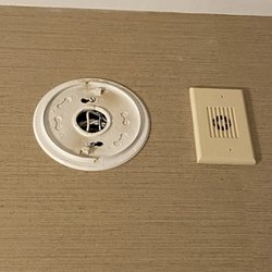 Missing smoke detector.