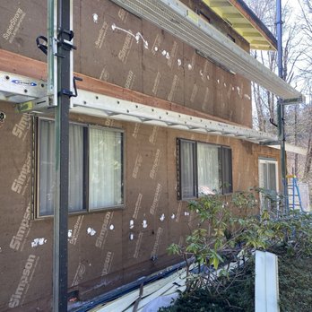 Personal Touch Exteriors - Vapor barrier all over the house - General Contractors Near Me Personal Touch Exteriors - Vapor barrier all over the house - General Contractors Near Me