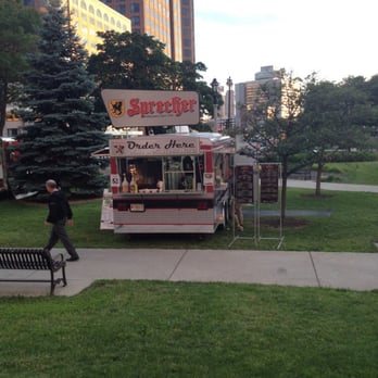 Red Arrow Park - Soda floats pizza - Parks Near Me - Milwaukee, Wisconsin
