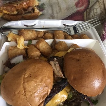 Meltdown Bistro - Burger sliders with tots - Food Trucks Near Me - Clovis, California Meltdown Bistro - Burger sliders with tots - Food Trucks Near Me - Clovis, California