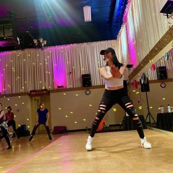 Diva Den Studio - Gyms Near Me - Tigard, Oregon