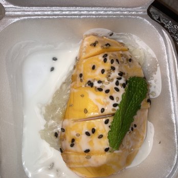 Mai Thai Restaurant - Sweet Rice with Mango (Seasonal) - Thai Near Me - Austin, Texas Mai Thai Restaurant - Sweet Rice with Mango (Seasonal) - Thai Near Me - Austin, Texas