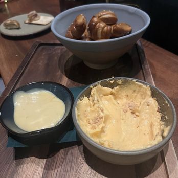 Meadowrue - Pretzel bits with cheese dip. Very good. - Cocktail Bars Near Me - Portland, Oregon
