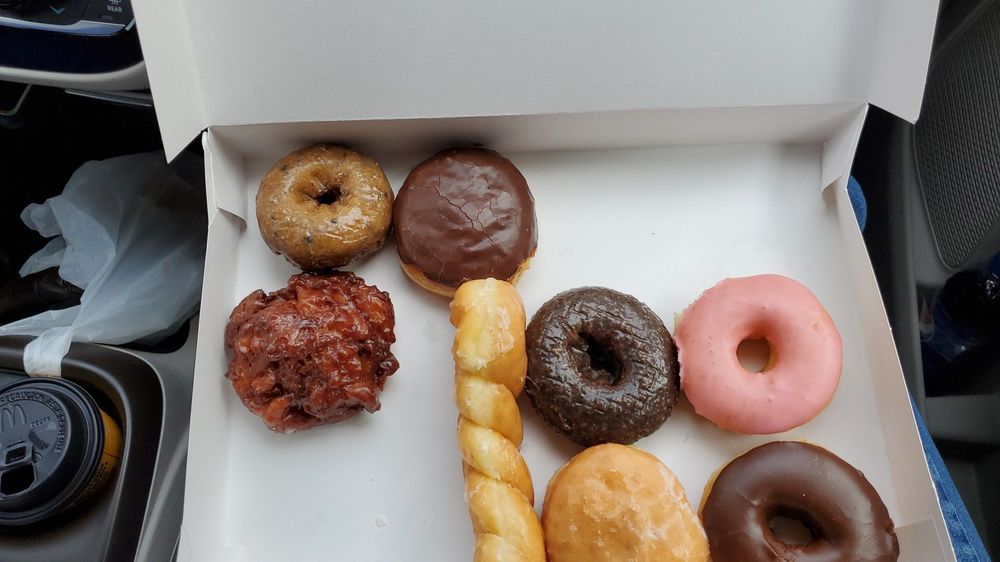 Carroll 168 Donuts Logo