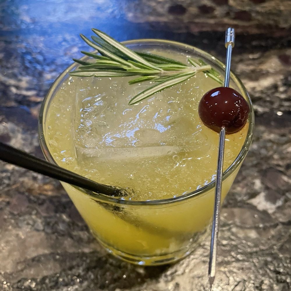 90 Restaurant - New American Near Me - Winthrop, Massachusetts