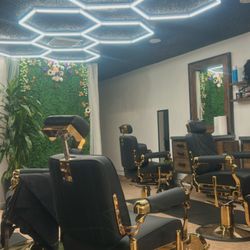 Anays Barbershop and Salon