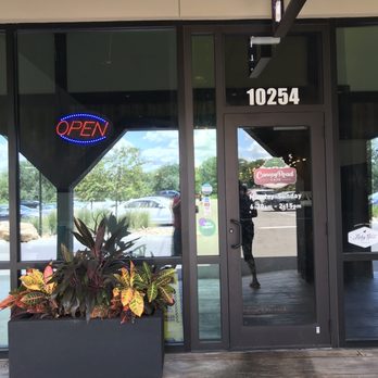 CanopyRoad Cafe - Entrance - Breakfast & Brunch Near Me - Tampa, Florida CanopyRoad Cafe - Entrance - Breakfast & Brunch Near Me - Tampa, Florida