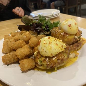 YogurStory - Crab Cake Benedict - Pancakes Near Me - Honolulu, Hawaii YogurStory - Crab Cake Benedict - Pancakes Near Me - Honolulu, Hawaii