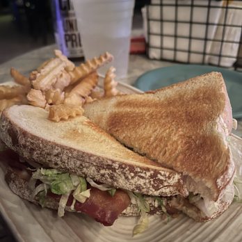 Captain Jack's - BLT - American Near Me - Naples, Maine