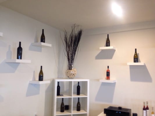 Lunessence Winery & Vineyard by null