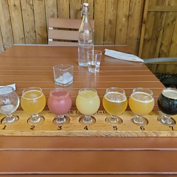 Seven Lakes Station - Flight of local beer - Beer Bar Near Me - Sloatsburg, New York Seven Lakes Station - Flight of local beer - Beer Bar Near Me - Sloatsburg, New York