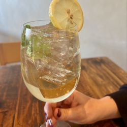 Leven Supply - Hugo Spritz
