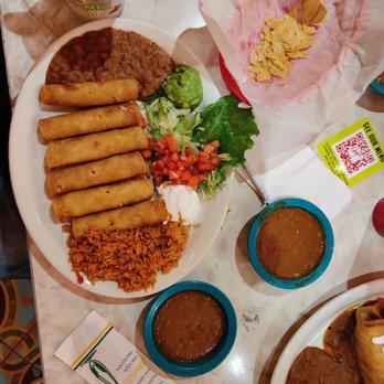 Chuy's - Chicken Flautas - Tex-Mex Near Me - Gainesville, Florida Chuy's - Chicken Flautas - Tex-Mex Near Me - Gainesville, Florida