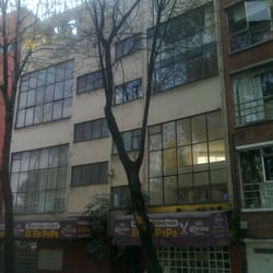 Plaza Melchor Ocampo - Edificio de Luis Barragán y Max Cetto