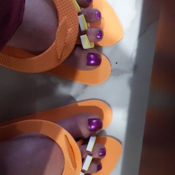 Queen Nails - Nail Salons Near Me - Aurora, Illinois