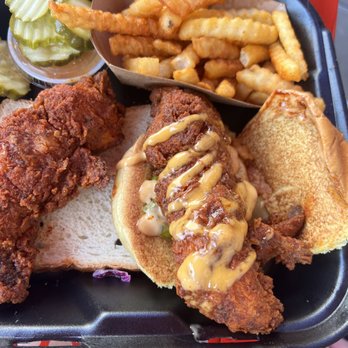 Dave's Hot Chicken - Dave's #3 Mild - Chicken Shop Near Me - Orlando, Florida