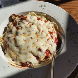 Baked spaghetti with red sauce and mushrooms. Tasty!