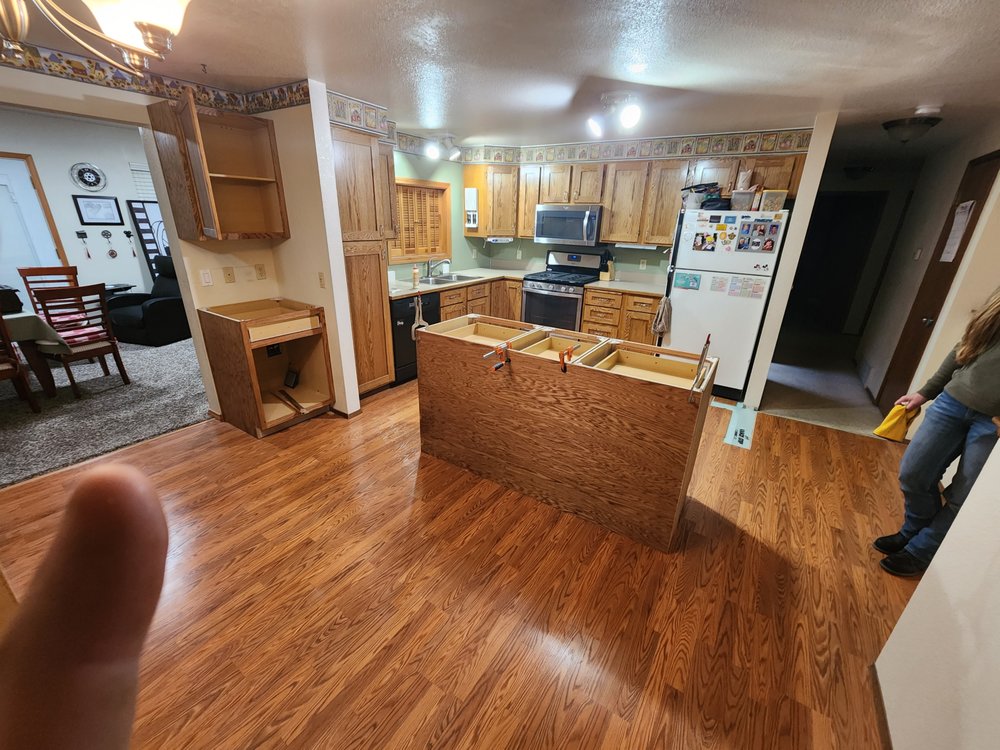 Slide of Maple Valley Handyman Services