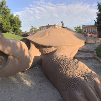 Turtle Playground - Parks Near Me - Saint Louis, Missouri