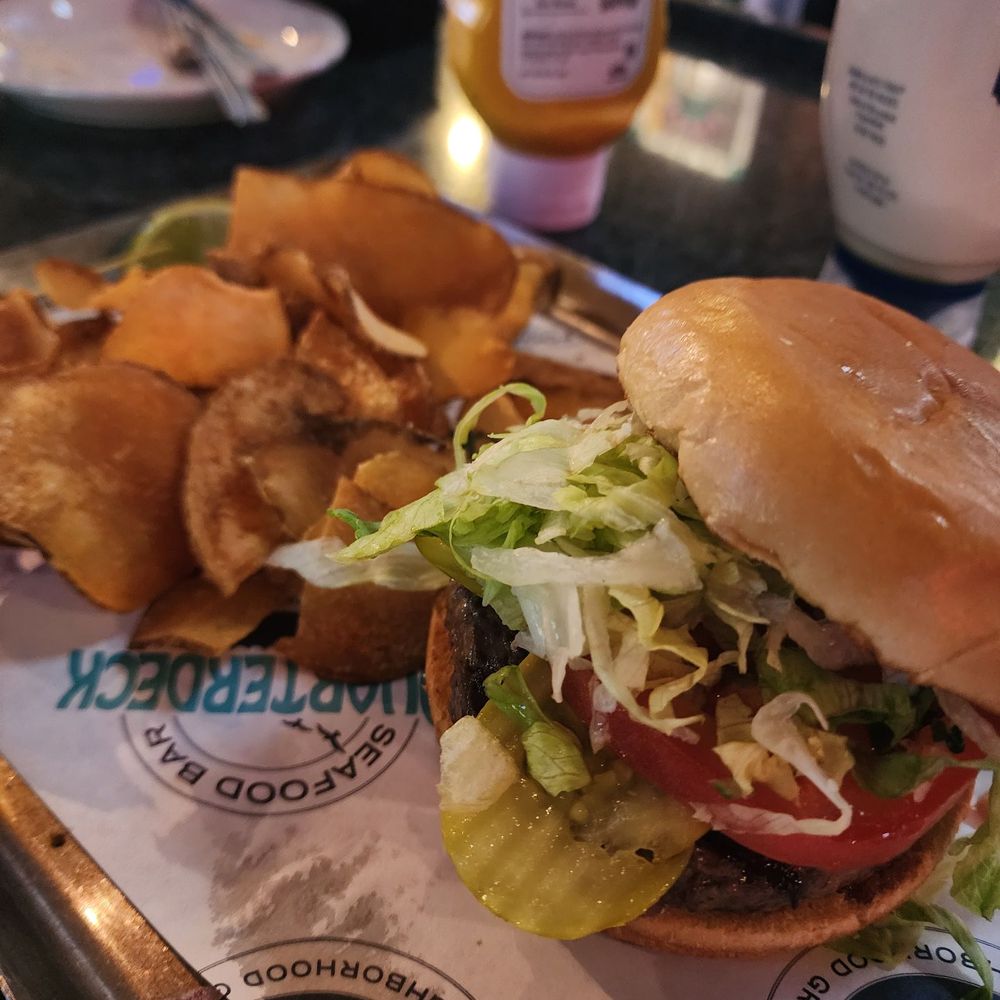 Quarterdeck Restaurants - Cheeseburger with potato chips - American Near Me - Plantation, Florida Quarterdeck Restaurants - Cheeseburger with potato chips - American Near Me - Plantation, Florida
