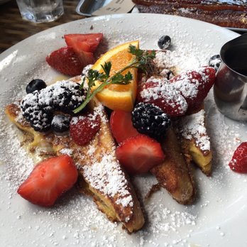 Sweet Maple - Marnier French toast with mixed berries - American Near Me - San Francisco, California