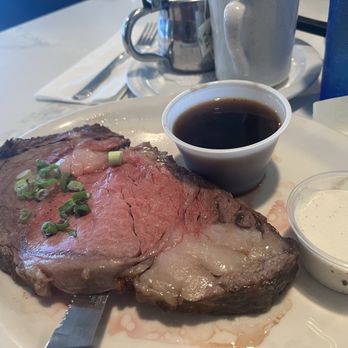 Eagle Cafe - Prime Rib with Au Jus - Breakfast & Brunch Near Me - Honolulu, Hawaii Eagle Cafe - Prime Rib with Au Jus - Breakfast & Brunch Near Me - Honolulu, Hawaii