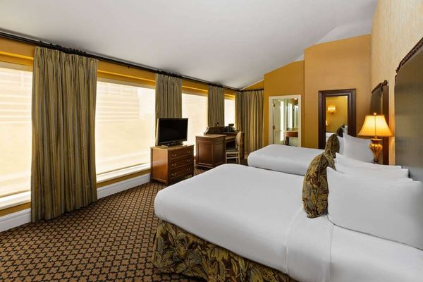 The Lafayette New Orleans by Kasa by null