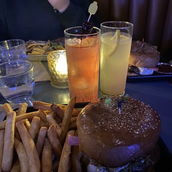 Lost Resort - Lost burger, Shirley temple and Lemonade - American Near Me - San Francisco, California Lost Resort - Lost burger, Shirley temple and Lemonade - American Near Me - San Francisco, California