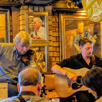 Traditional Irish Musical Pub Crawl - Larry and Antony playing a jig - Tours Near Me - Dublin, D