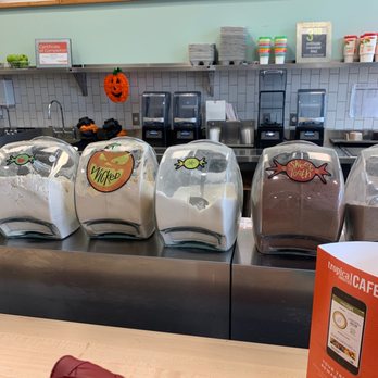 Tropical Smoothie Cafe - Powders - Juice Bars & Smoothies Near Me - Columbus, Ohio