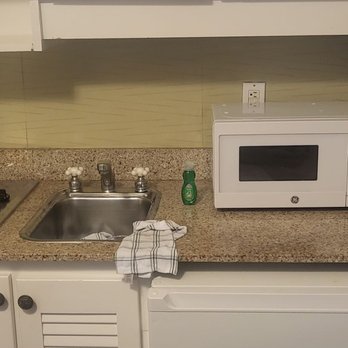 Tradewinds Island Resort - Kitchen - Resorts Near Me - Saint Pete Beach, Florida
