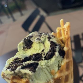 Jasmine Creamery - Matcha Orea cone - Ice Cream & Frozen Yogurt Near Me - San Gabriel, California