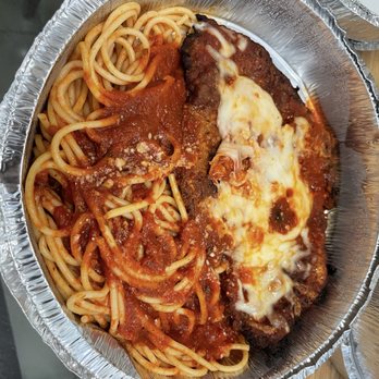 Ferrara Pizza and Pasta - Chicken Parmigiana - Italian Near Me - Orlando, Florida