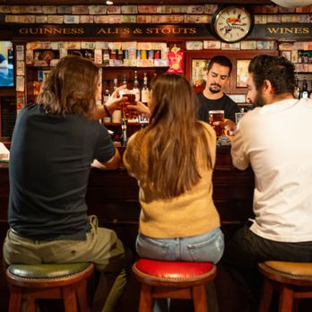 Little Temple Bar - Pubs Near Me - Paris, 75 Little Temple Bar - Pubs Near Me - Paris, 75