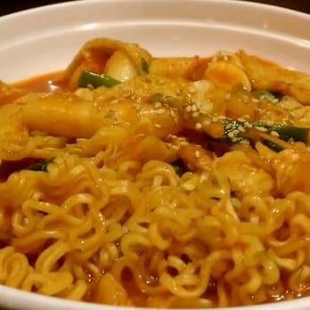 Kimchi 2 Restaurant - Appetizer: Ddukbokki (sampler of soft/chewy rice cake, fish cake & ramen noodle in spicy hot sauce) this is a common street food - Korean Near Me - Savannah, Georgia