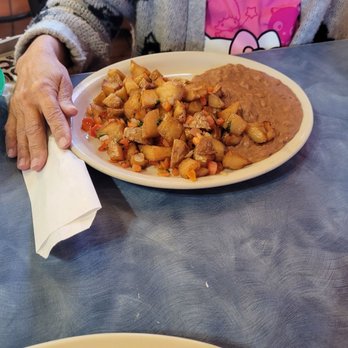 Rolando's Super Taco No 2 - Salsa and potatoes with beans. - Mexican Near Me - San Antonio, Texas