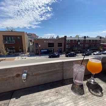Little Ricky’s Rooftop Bar - Cocktail Bars Near Me - Omaha, Nebraska