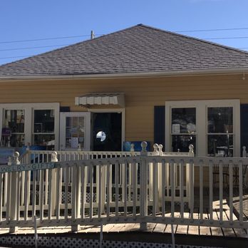 The Artful Giraffe - The shop - representing many artists - Art Galleries Near Me - Sarasota, Florida The Artful Giraffe - The shop - representing many artists - Art Galleries Near Me - Sarasota, Florida