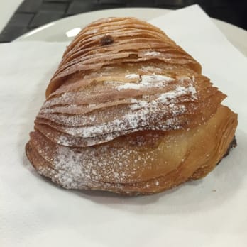 Chef Express - Sfogliatella - Modern European Near Me - Rome, RM