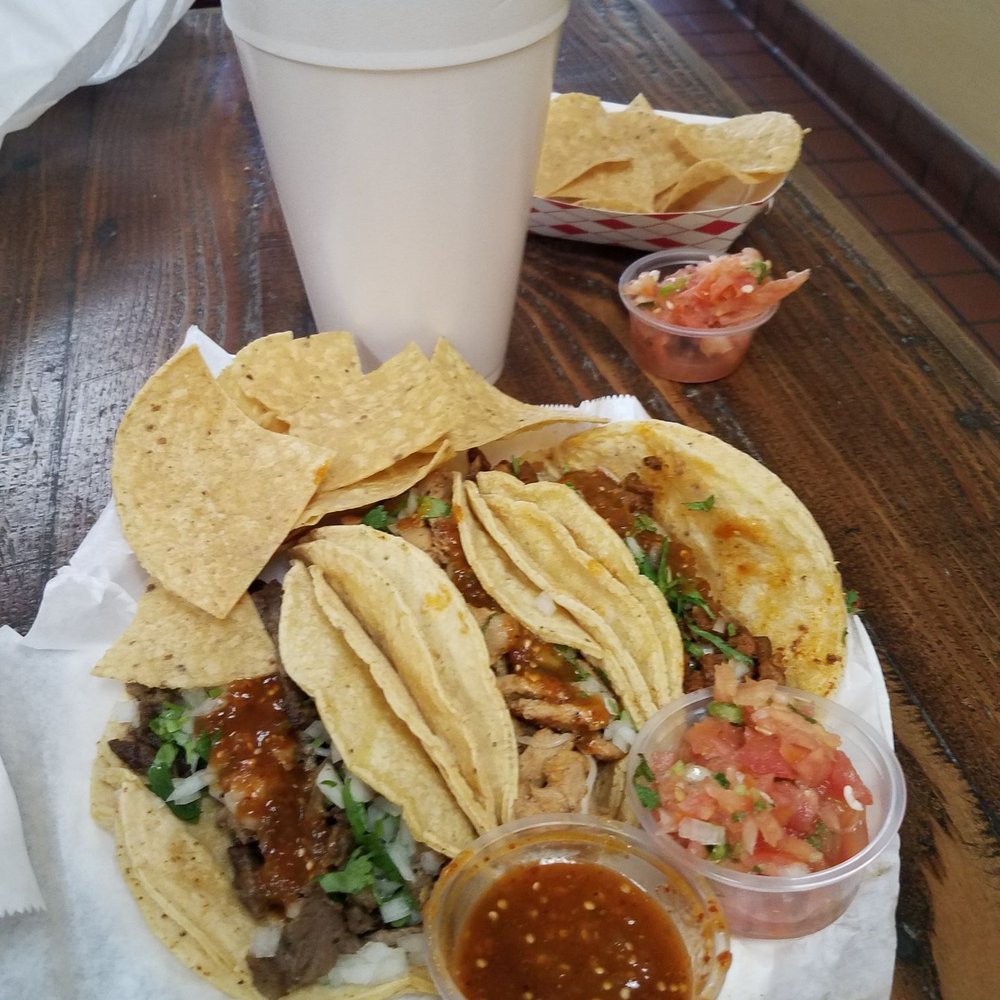El Camino Real - Tacos de Asada, Pollo y Pastor - Mexican Near Me - Fullerton, California El Camino Real - Tacos de Asada, Pollo y Pastor - Mexican Near Me - Fullerton, California
