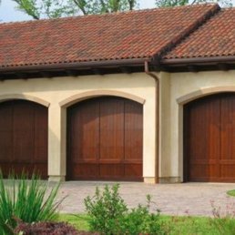 Exterior outside entrance of Juliao Garage Doors - Hialeah, Florida Exterior outside entrance of Juliao Garage Doors - Hialeah, Florida